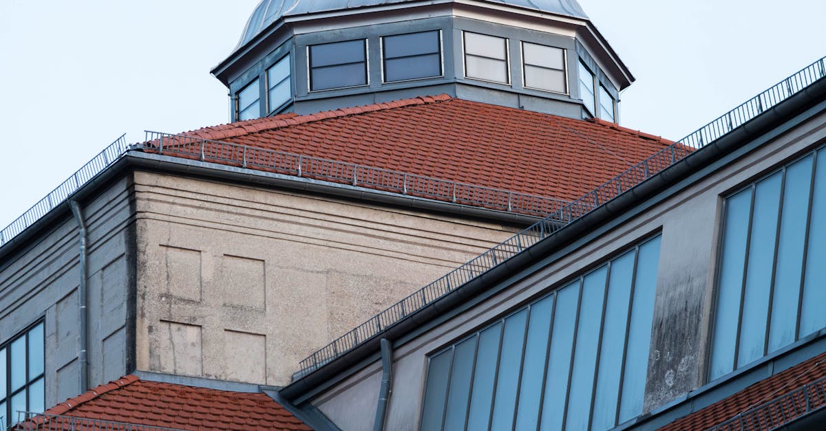 Choosing the Right Materials for Cool Roof Installation